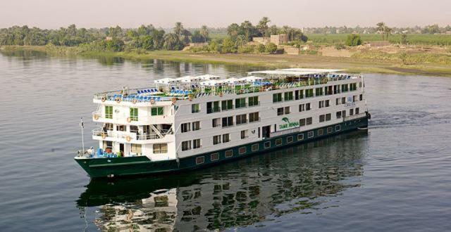 Готель Luxor Luxury Nile Cruises - From Luxor 04 Nights - From Aswan 03 Nights Екстер'єр фото