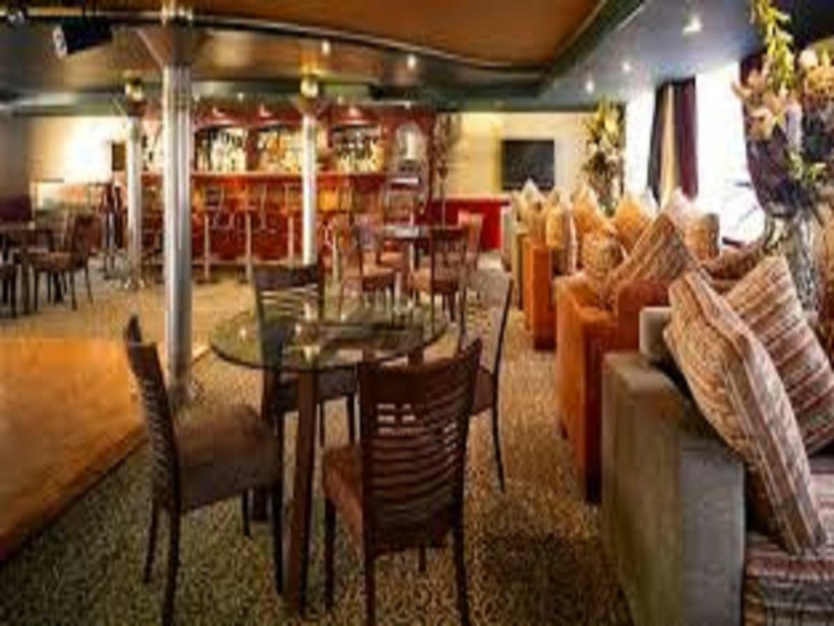 Готель Luxor Luxury Nile Cruises - From Luxor 04 Nights - From Aswan 03 Nights Екстер'єр фото