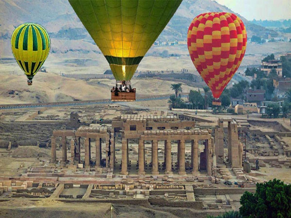 Готель Luxor Luxury Nile Cruises - From Luxor 04 Nights - From Aswan 03 Nights Екстер'єр фото