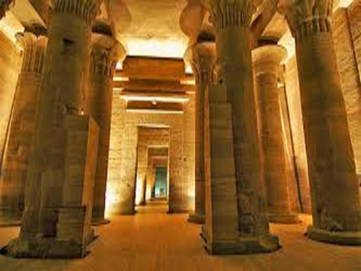 Готель Luxor Luxury Nile Cruises - From Luxor 04 Nights - From Aswan 03 Nights Екстер'єр фото