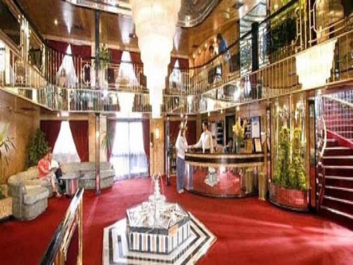 Готель Luxor Luxury Nile Cruises - From Luxor 04 Nights - From Aswan 03 Nights Екстер'єр фото