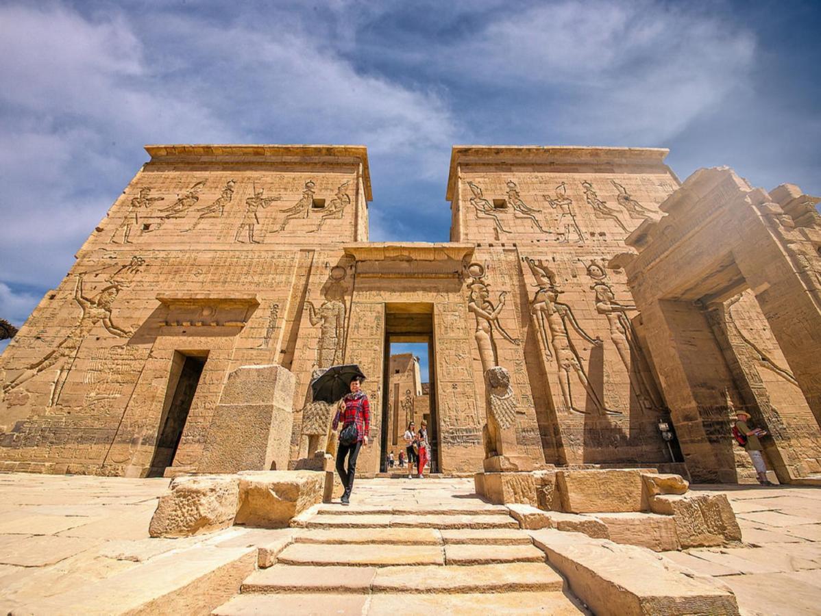 Готель Luxor Luxury Nile Cruises - From Luxor 04 Nights - From Aswan 03 Nights Екстер'єр фото