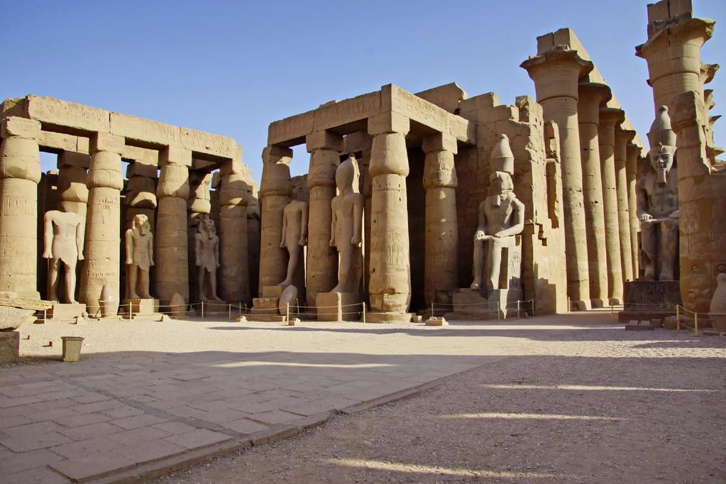 Готель Luxor Luxury Nile Cruises - From Luxor 04 Nights - From Aswan 03 Nights Екстер'єр фото